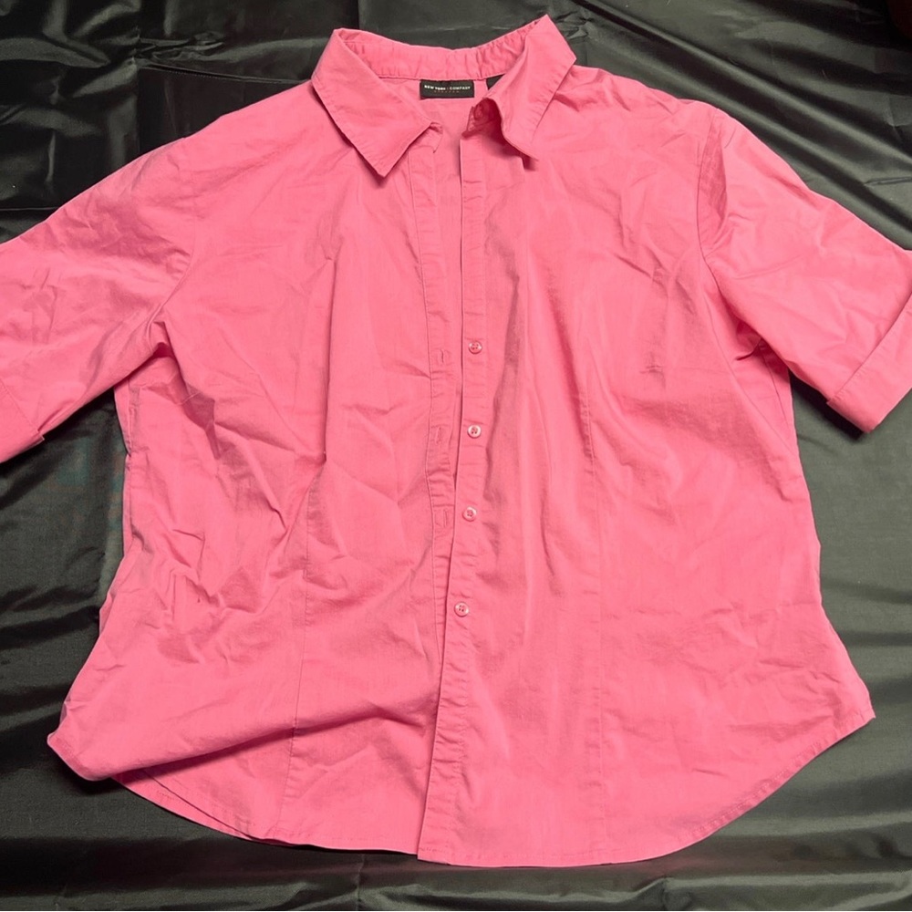 Women’s Buttondown Shirt